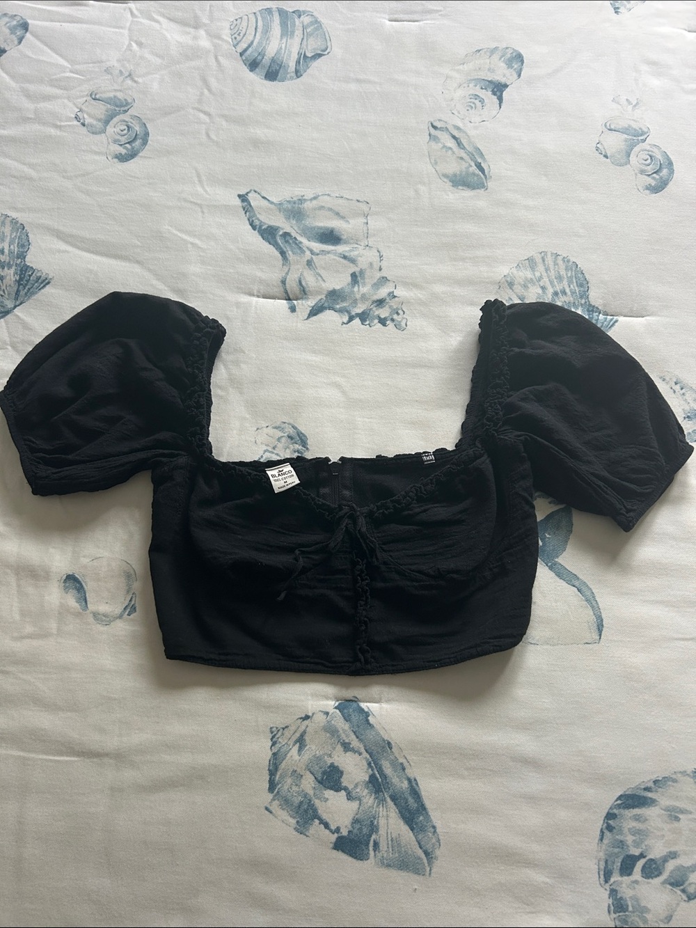 Black Puff-Sleeve Cropped Top with Square Neckline 💯 cotton